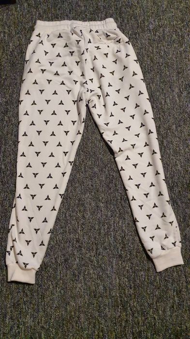 Dres dresy Urban city shuriken białe nowe