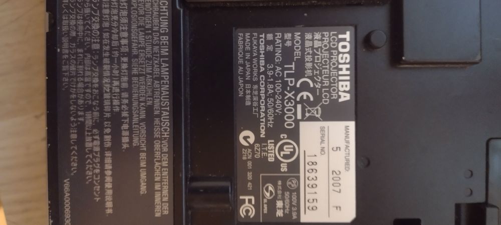 Projektor Toshiba
