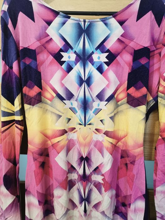 Sukienka tuba dopasowana Amisu r. 40