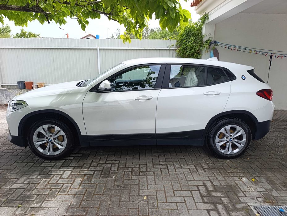 Vende-se BMW X2 1.8 sDrive. Um SUV desportivo para salientar o seu prestígio