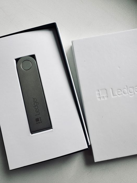 Крипто гаманець  Ledger Nano-X