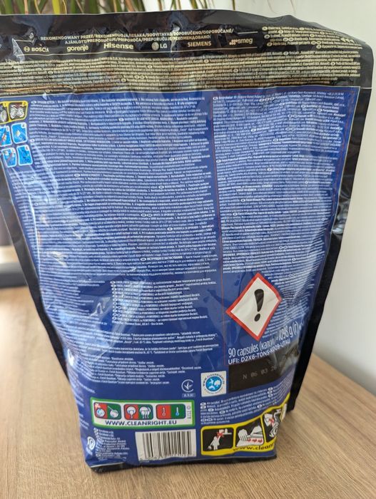 Kapsułki do zmywarki Finish Powerball Ultimate Plus 90 All in One Lemon