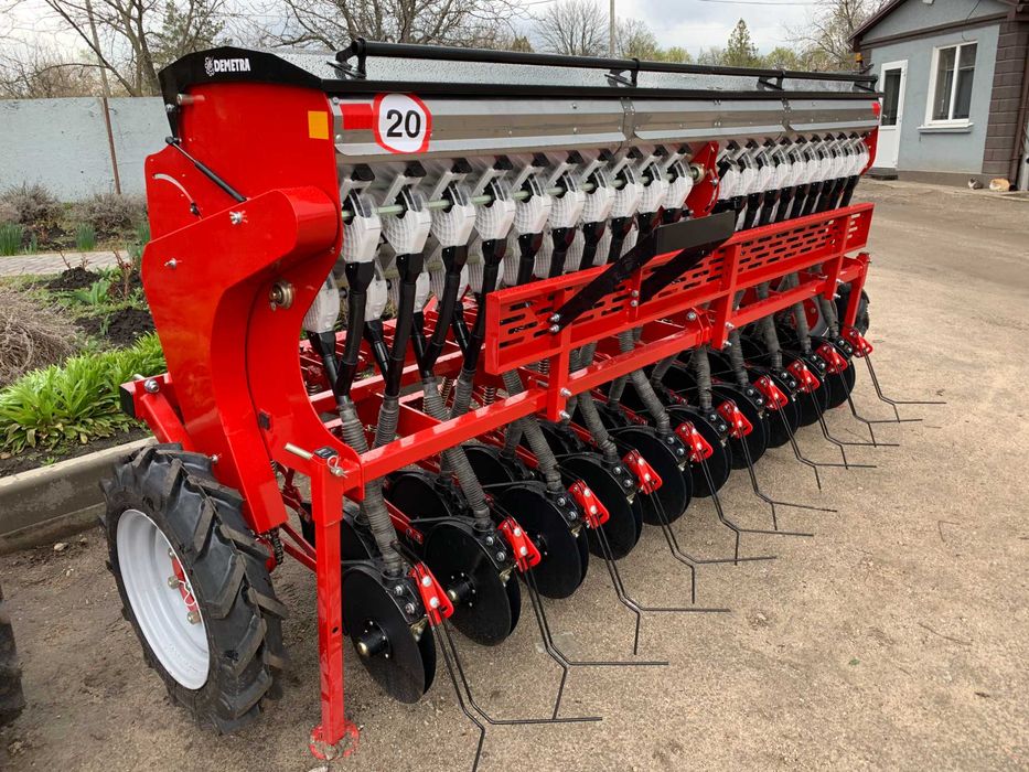 Сівалка зернова СЗ навісна 3м. під МТЗ ЮМЗ сівник