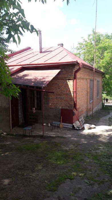 Продається будинок у м. Глиняни