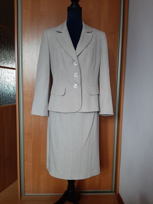 Komplet damski garsonka garnitur ze spódnicą