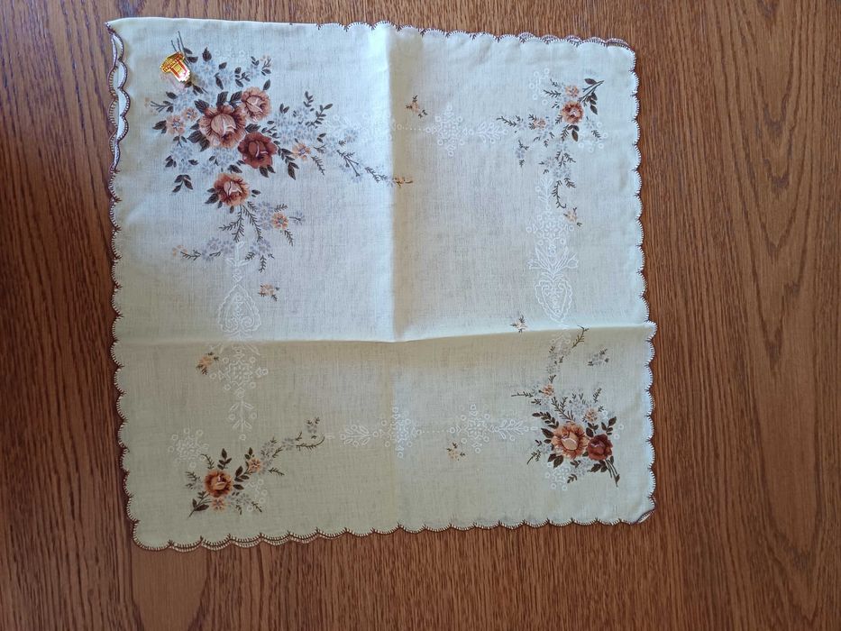 Śliczne nowe bawełniane chusteczki PRL 6 sztuk