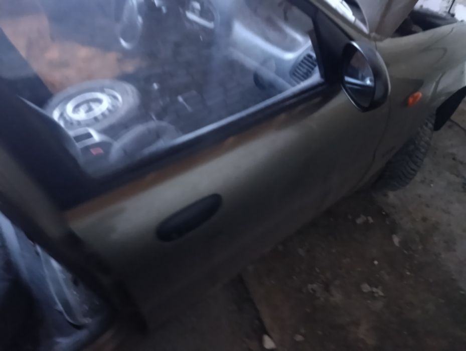 Двері Daewoo сенс ланос з сидінням