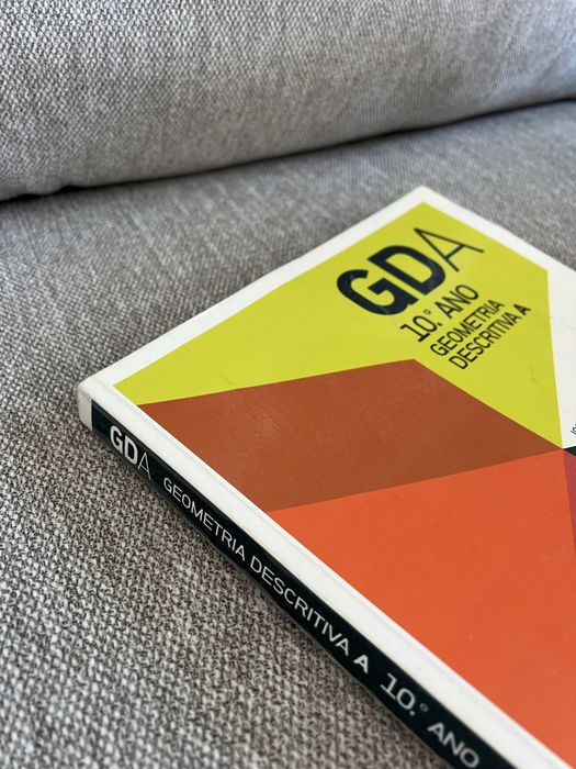 Manuais Geometria Descritiva ( 10° e 11° ( vol 1 e 2 )