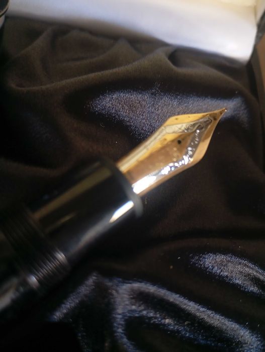 Montblanc Meisterstuck Gold-Coated 149 Fountain Pen + garrafa de tinta