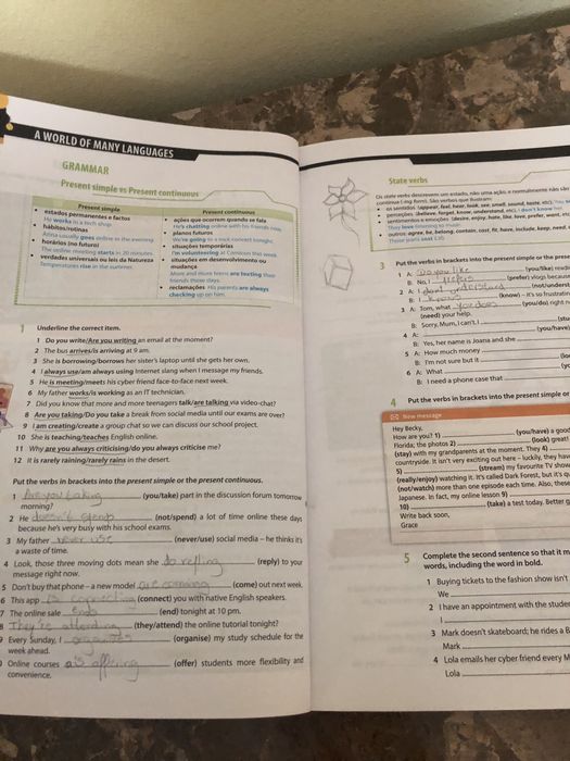 Caderno de atividades/ livro de fichas ingles 10 ano