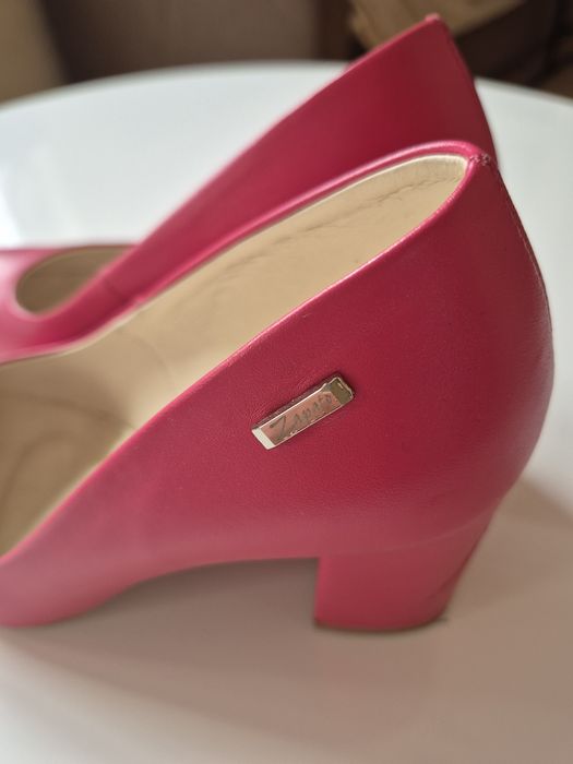 Czółenka Zapato na słupku R. 37