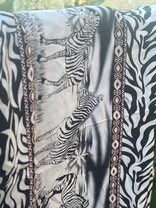 Afrykański szal zebra biało czarny