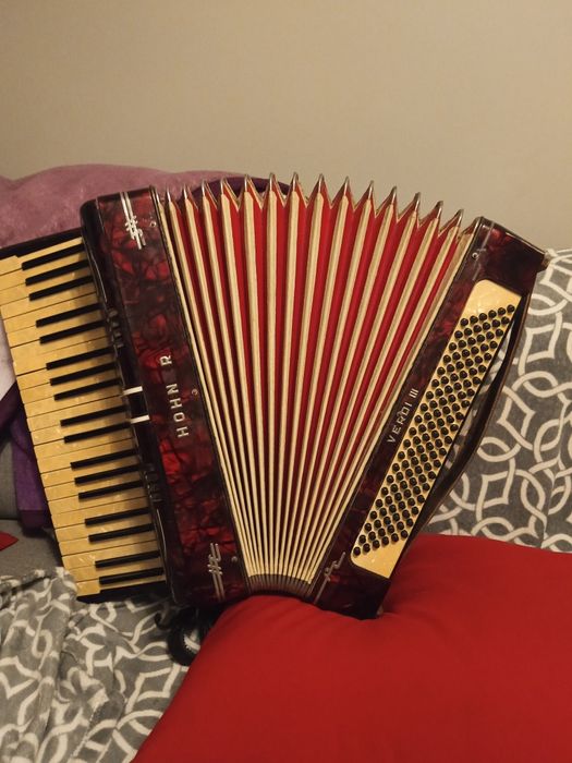 Akordeon Hohner 120 basów