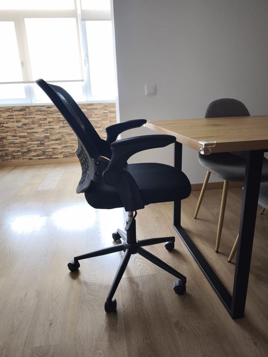 Cadeira de escritorio - Semi Novo