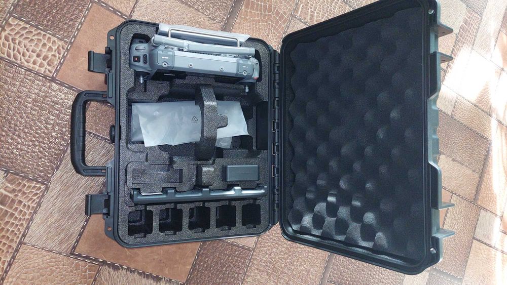 Кейси з DJI Matrice 4T/4E