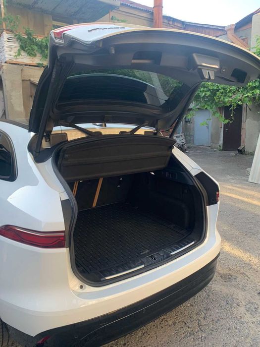 продам jaguar f-pace