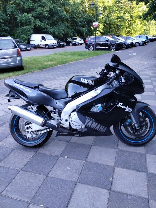 Yamaha Thunderace ścigacz