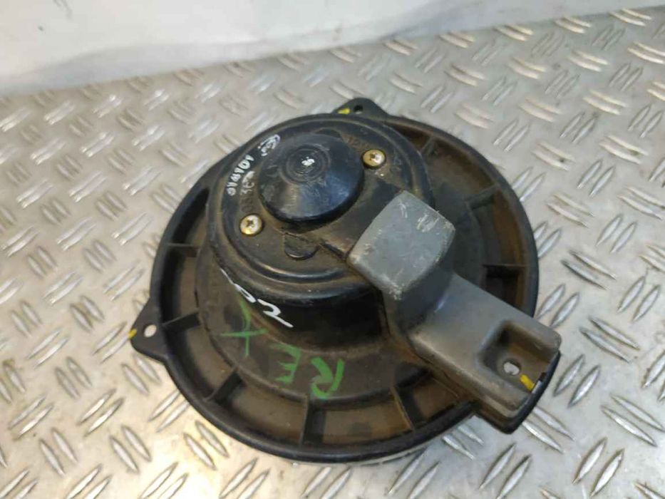 Ssang Yong Rexton 2001-2006 Y200 моторчик пічки Rexton 2006-2012  EL9202 03361614101