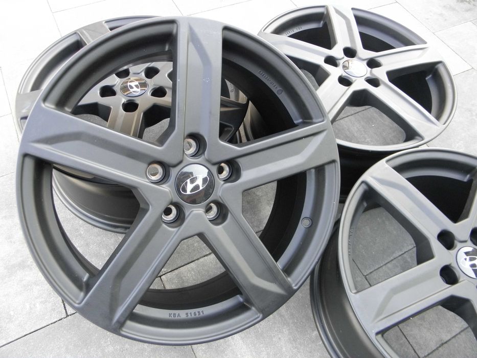 Felgi 18 Brock 5x114,3 ET45 Toyota Lexus Hyundai Kia Mazda czarny mat