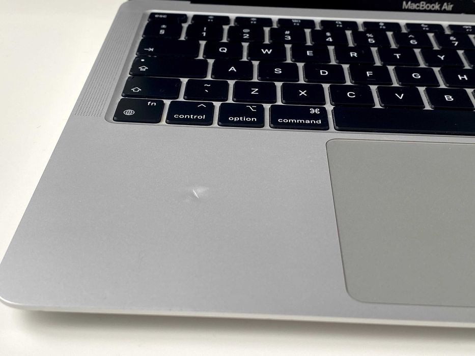 Macbook Air M1 13,3" 8/256 Silver