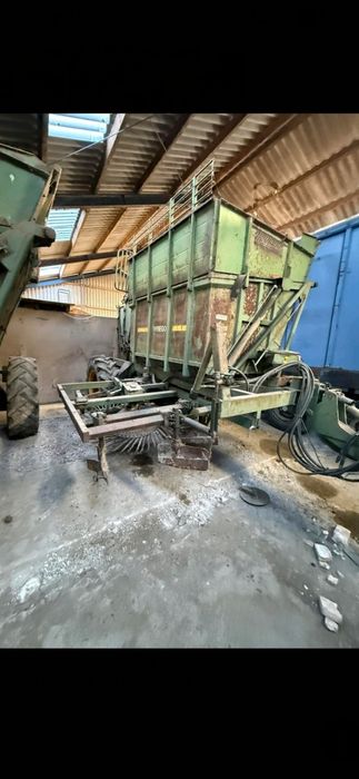 Комбайн бурякозбиральний