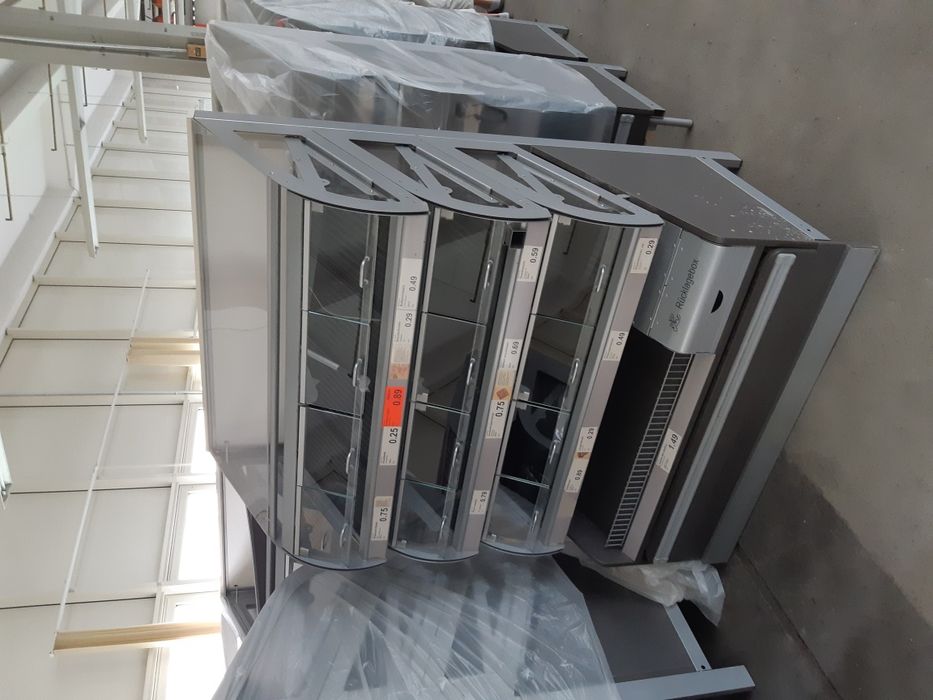 витрина для хлебобулочных изделий