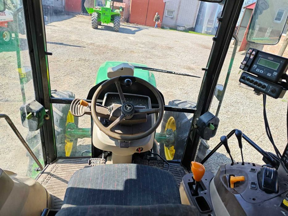Ciągnik John Deere 5620 Cena brutto
