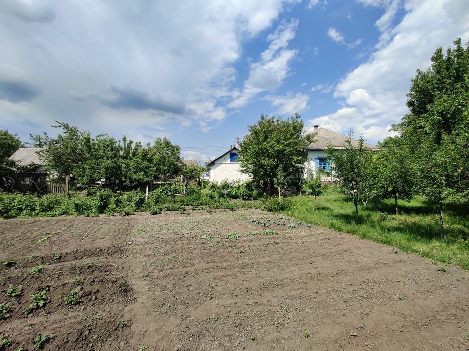 Будинок зі зручностями у с. Щербинівка.