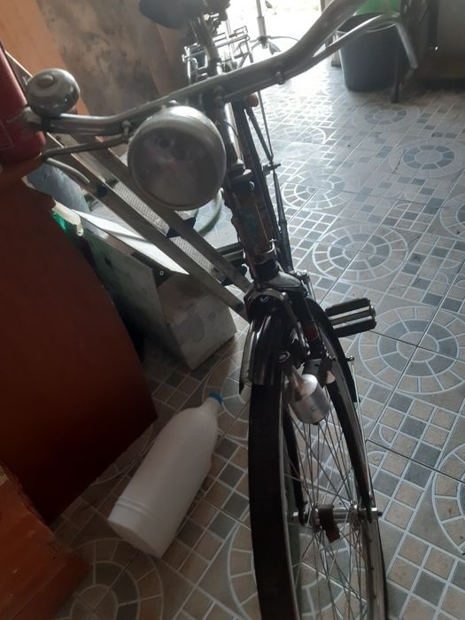 Vendo duas pasteleiras