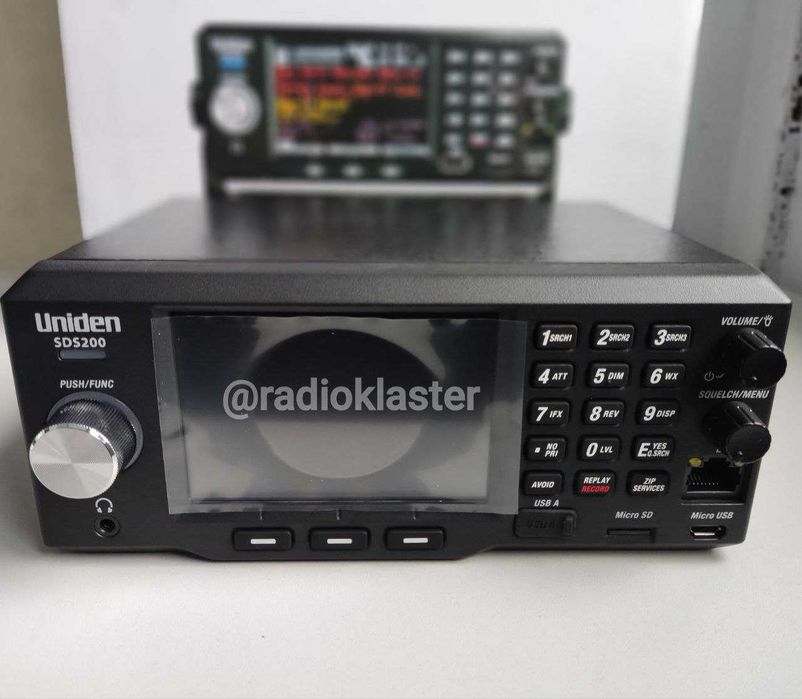 Uniden SDS-200 скануючий приймач