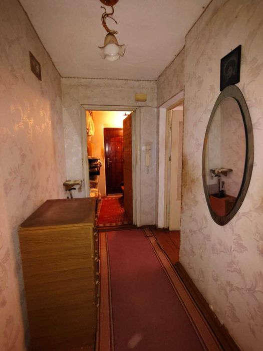 2 кімн кв-ра 6/9 Мариупольська ( Ростовська) Вільна Терміново