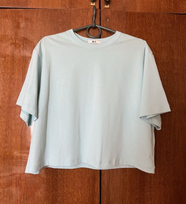 Стильная футболка Uniqlo,размер М