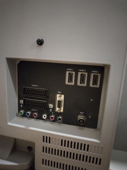 Телевизор Meredian 32