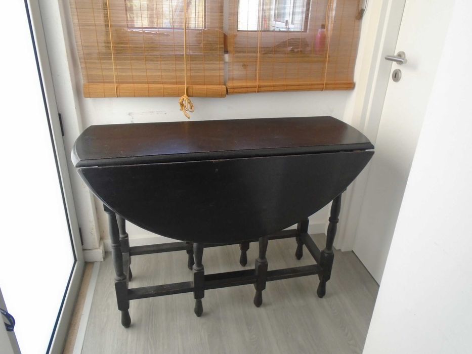 Mesa holandesa antiga