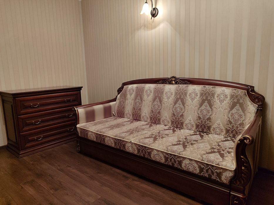 Комплект меблів у кабінет