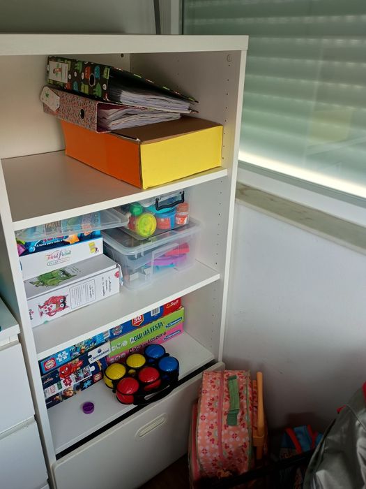 Móvel IKEA de arrumação