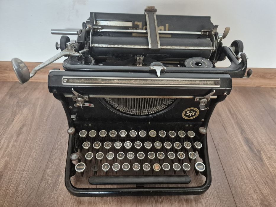 Maszyna do pisania Naumann Ideal