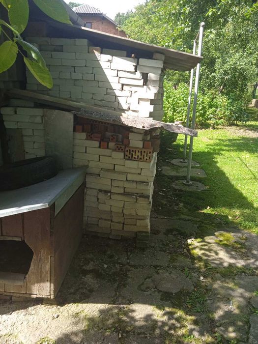 Продам цеглу (біла, червона)