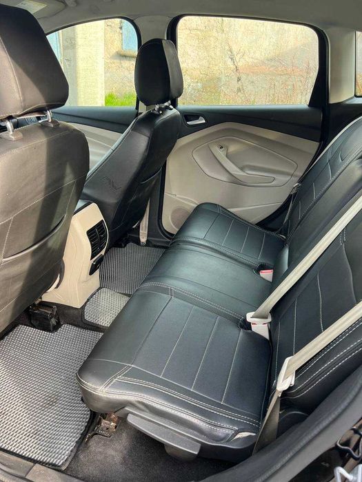 Здам в оренду з правом викупу авто Ford C-Max 2017, Гібрид (180 к.с.)