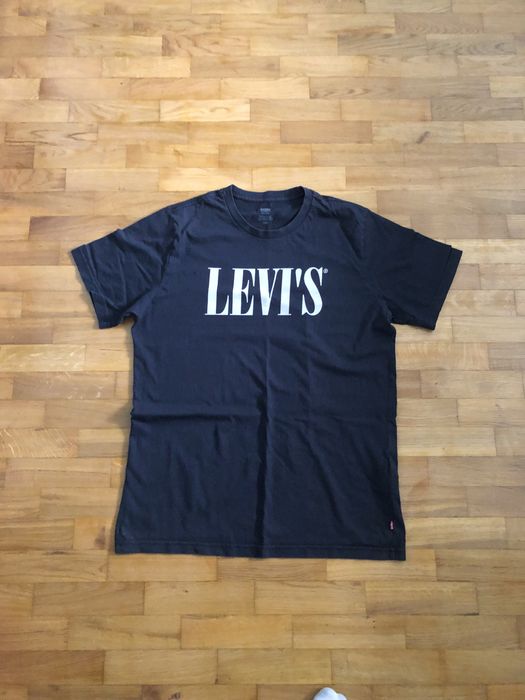 футболка Levis,чорна