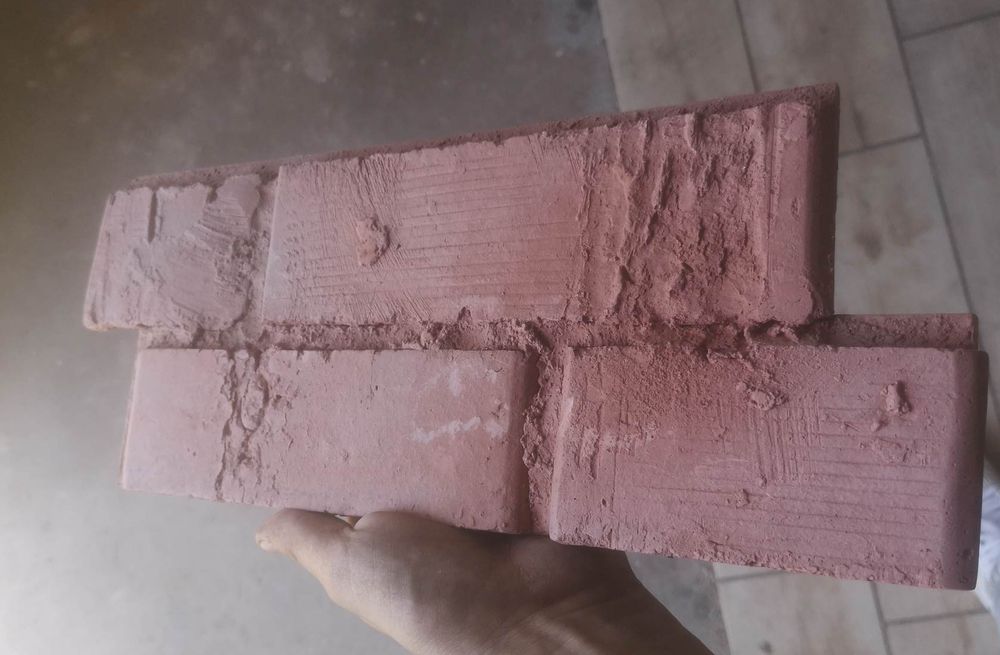 Cegła ozdobna z gipsu  czerwona retro brick