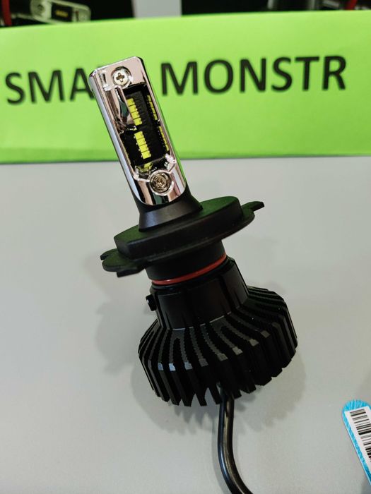 Комплект ламп головного світла LED X5 (Цоколь H4)