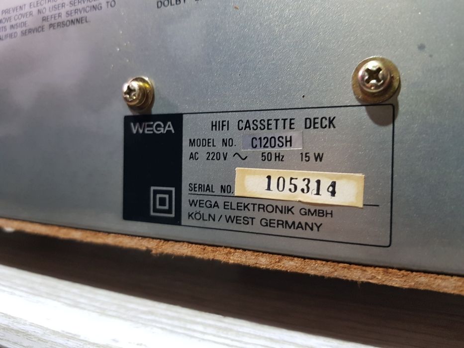 Стерео касетна дека/кассетная дека Wega C120SH б/у з Німеччини