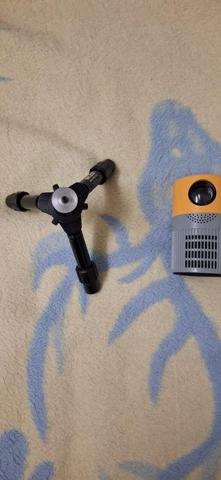 Mini projetor 3000 luméns, 1080p portatil