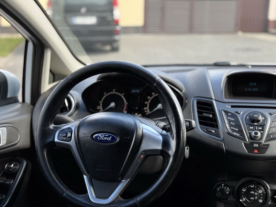Ford Fiesta 2013 VIN WF0DXXGAKDDM78944 фото оголошення 8 з 18