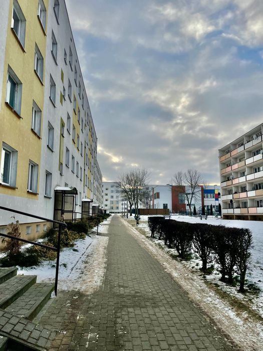 BLOK, 3 pokoje, przestronne