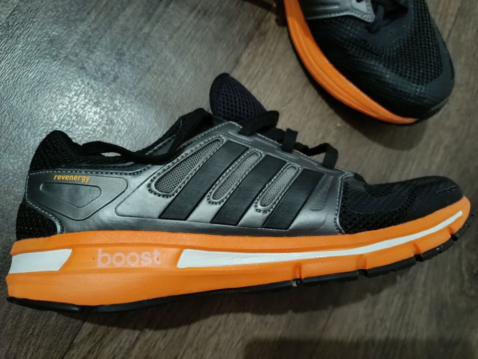 Кросівки Adidas чоловік,підліток