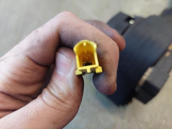 Cinto frente direito FIAT Stilo (192_)