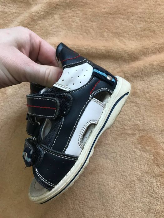 Дитячі босоніжки