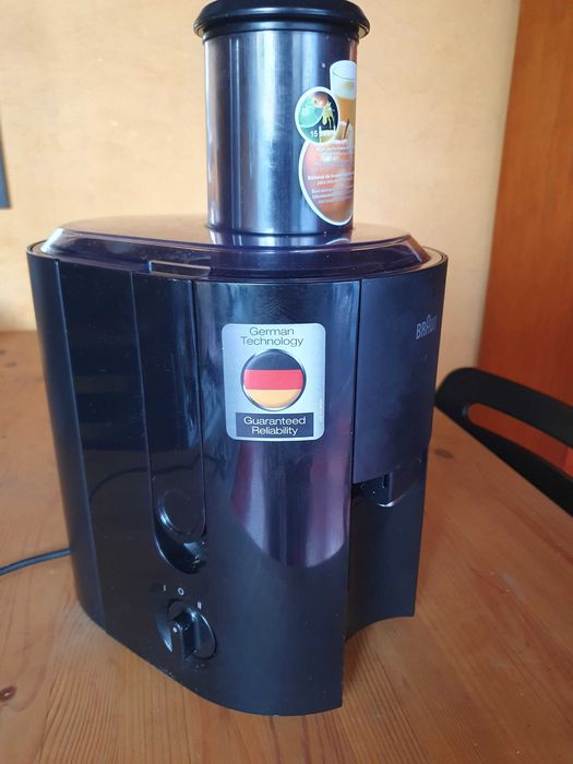 Espremedor e centrifugador compacto de sumos Braun